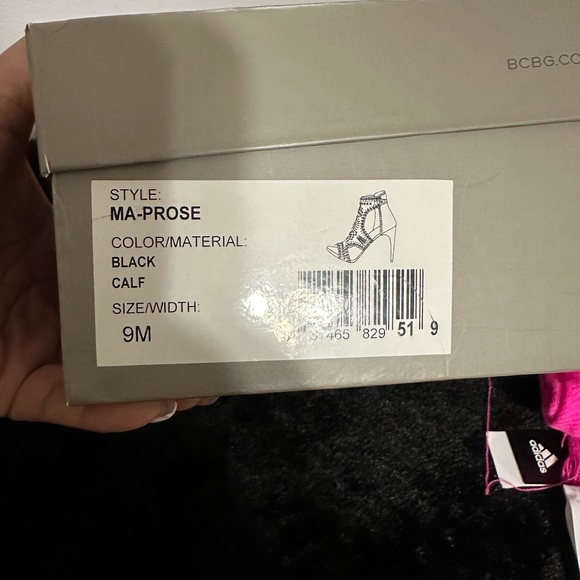 Shoes - Picture 9 of 11